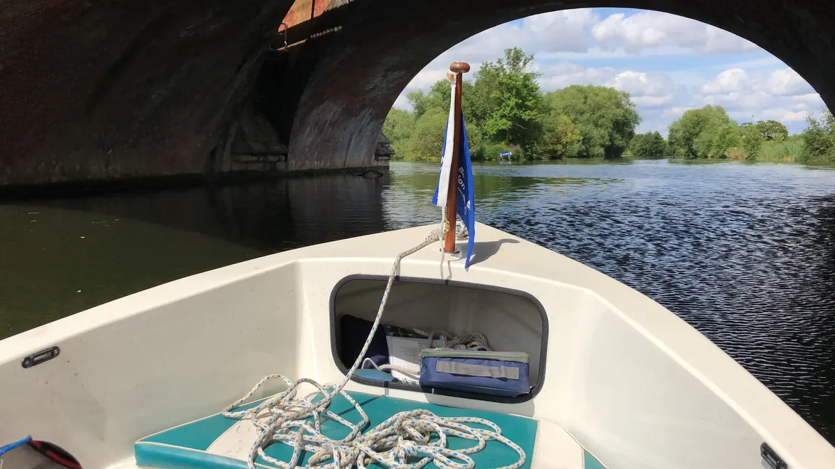 Under the bridge on the Thames